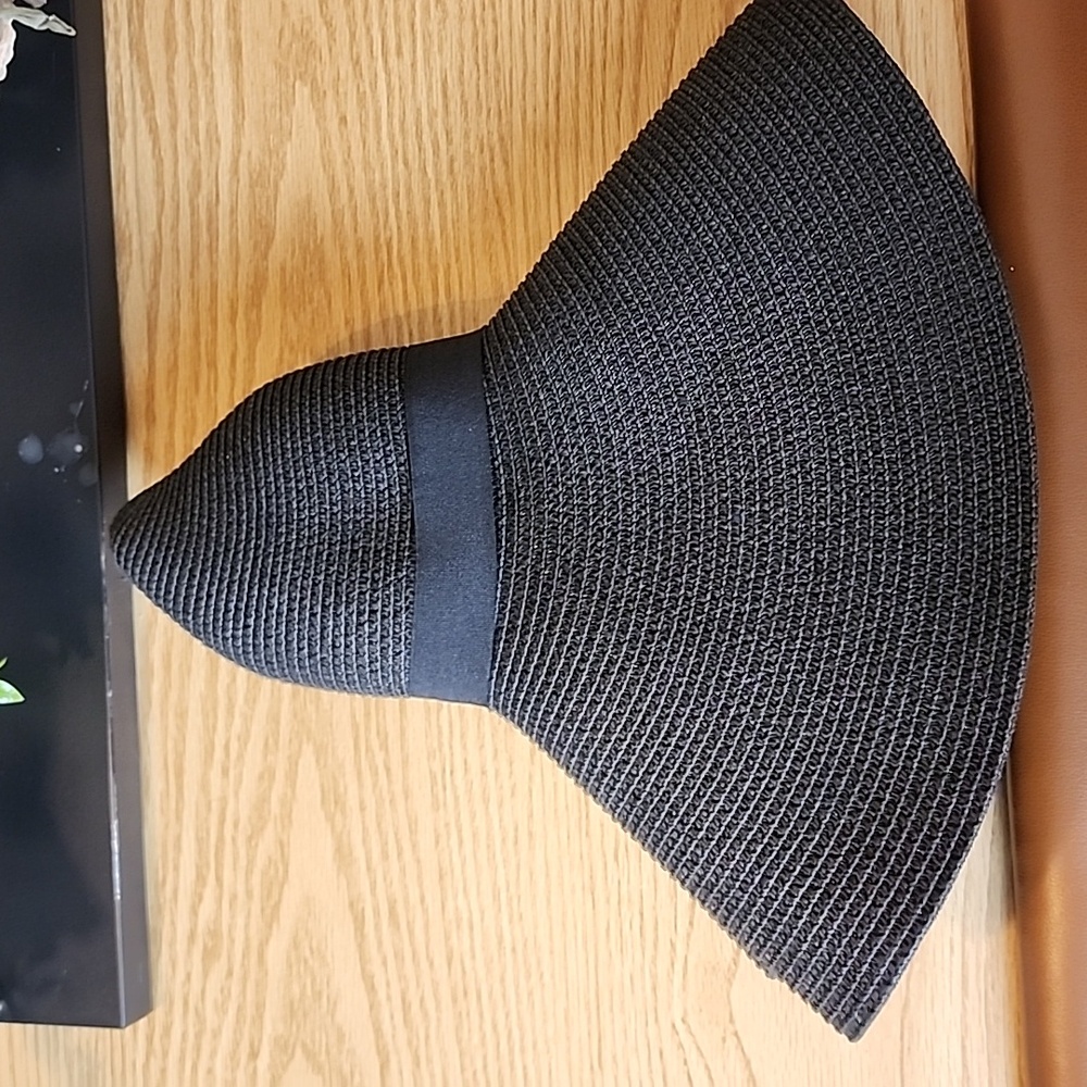 Black Wide-brim Sun Hat - Picture 4 of 5